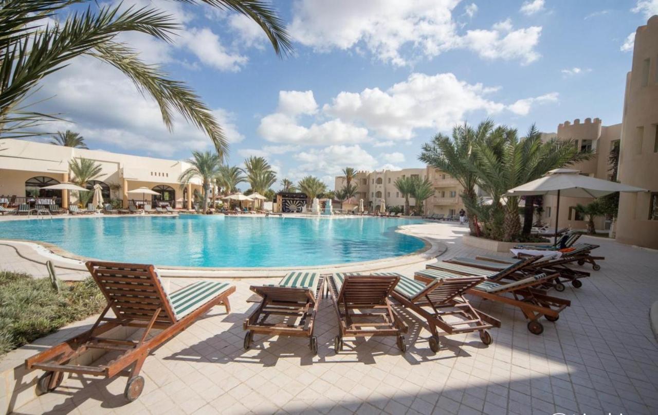 Green Palm Midun Kültér fotó